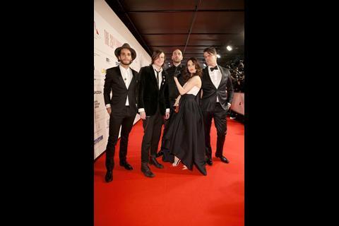 Carice van Houten & band on the red carpet